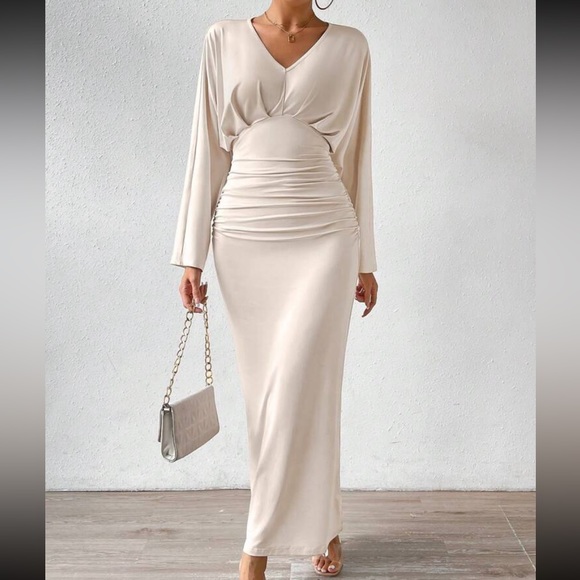 Batwing Sleeve Pleated Ruched Evening Party Dress - Picture 5 of 11